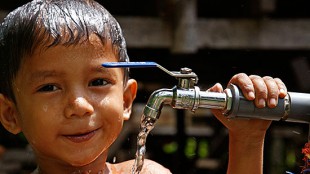 Tanoto Foundation helps to improve access to clean water